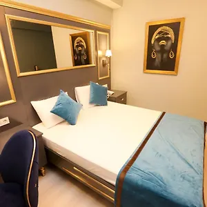Grand Moon Apartahotel